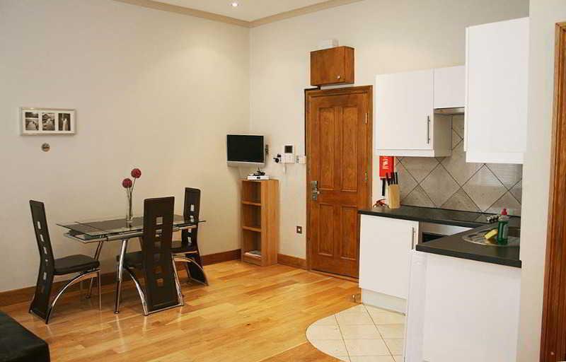 Hyde Park Apartments Лондон Екстер'єр фото